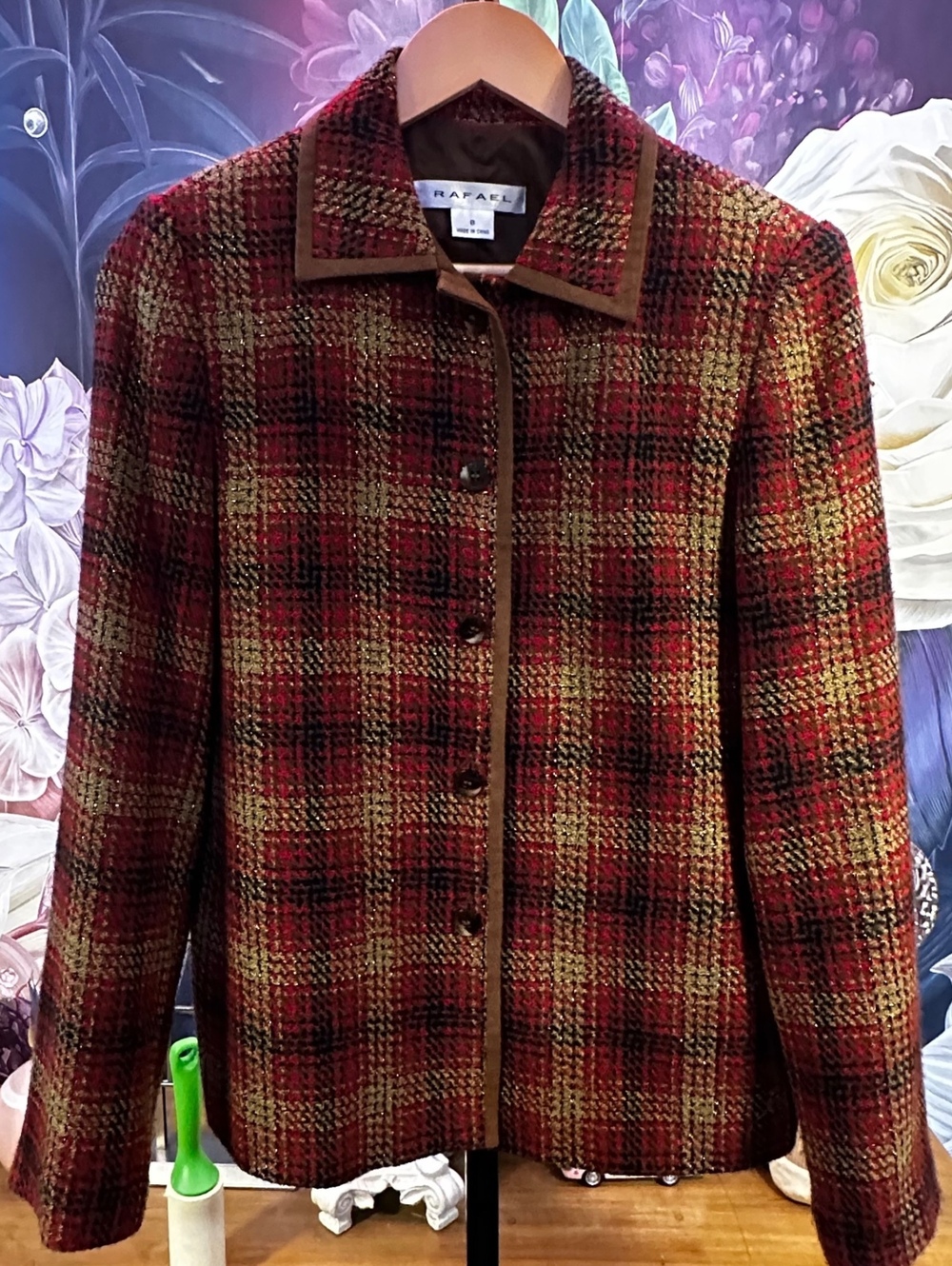 Rafael 8 Red Plaid Blazer Contrast Collar Gold Shimmer Classic Preppy Academia
